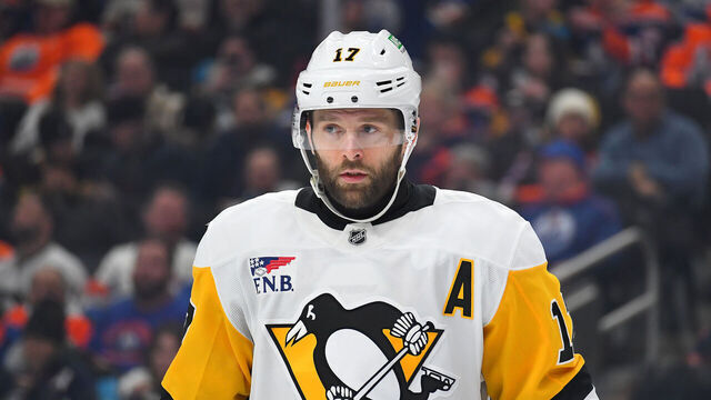 EDMONTON, CANADA - JANUARY 22: Bryan Rust #17 of the Pittsburgh Penguins in action during the game against the Edmonton Oilers at Rogers Place on January 22, 2026, in Edmonton, Alberta, Canada.