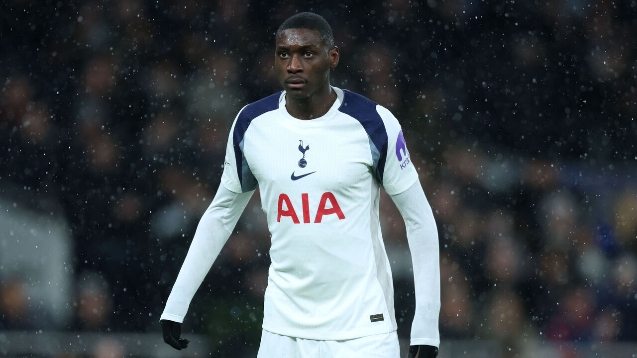 LONDON, ENGLAND - JANUARY 20: Randal Kolo Muani of Tottenham Hotspur in action during the UEFA Champions League 2025/26 League Phase MD7 match between Tottenham Hotspur and Borussia Dortmund at Tottenham Hotspur Stadium on January 20, 2026 in London, England.