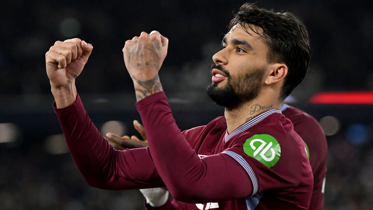 LONDON, ENGLAND - DECEMBER 30: Lucas Paqueta of West Ham United celebrates scoring his team's second goal from the penalty spot during the Premier League match between West Ham United and Brighton & Hove Albion at London Stadium on December 30, 2025 in London, England.