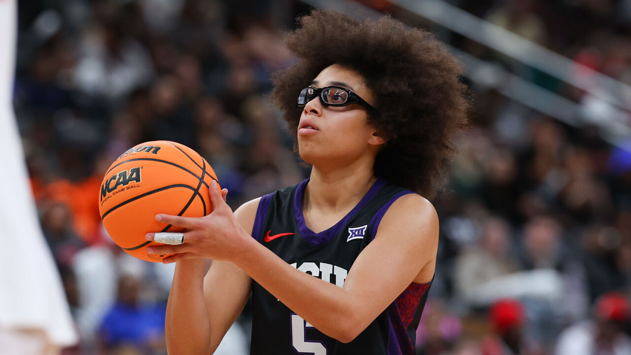 NEWARK, NEW JERSEY - JANUARY 19: Olivia Miles #5 of the Texas Christian University Horned Frogs shoots a free throw against the Ohio State Buckeyes during the second half of the Coretta Scott King Classic at Prudential Center on January 19, 2026 in Newark, New Jersey.