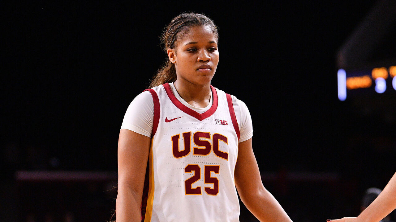 LOS ANGELES, CA - JANUARY 06: USC Trojans guard Kara Dunn (25) walks off the court after the women's college basketball game between the Oregon Ducks and the USC Trojans on January 6, 2026 at Galen Center in Los Angeles, CA.