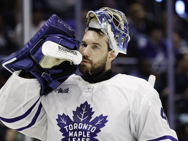 SEATTLE, WASHINGTON - JANUARY 29: Anthony Stolarz #41 of the Toronto Maple Leafs drinks from a squeeze bottle during the second period against the Seattle Kraken at Climate Pledge Arena on January 29, 2026 in Seattle, Washington.
