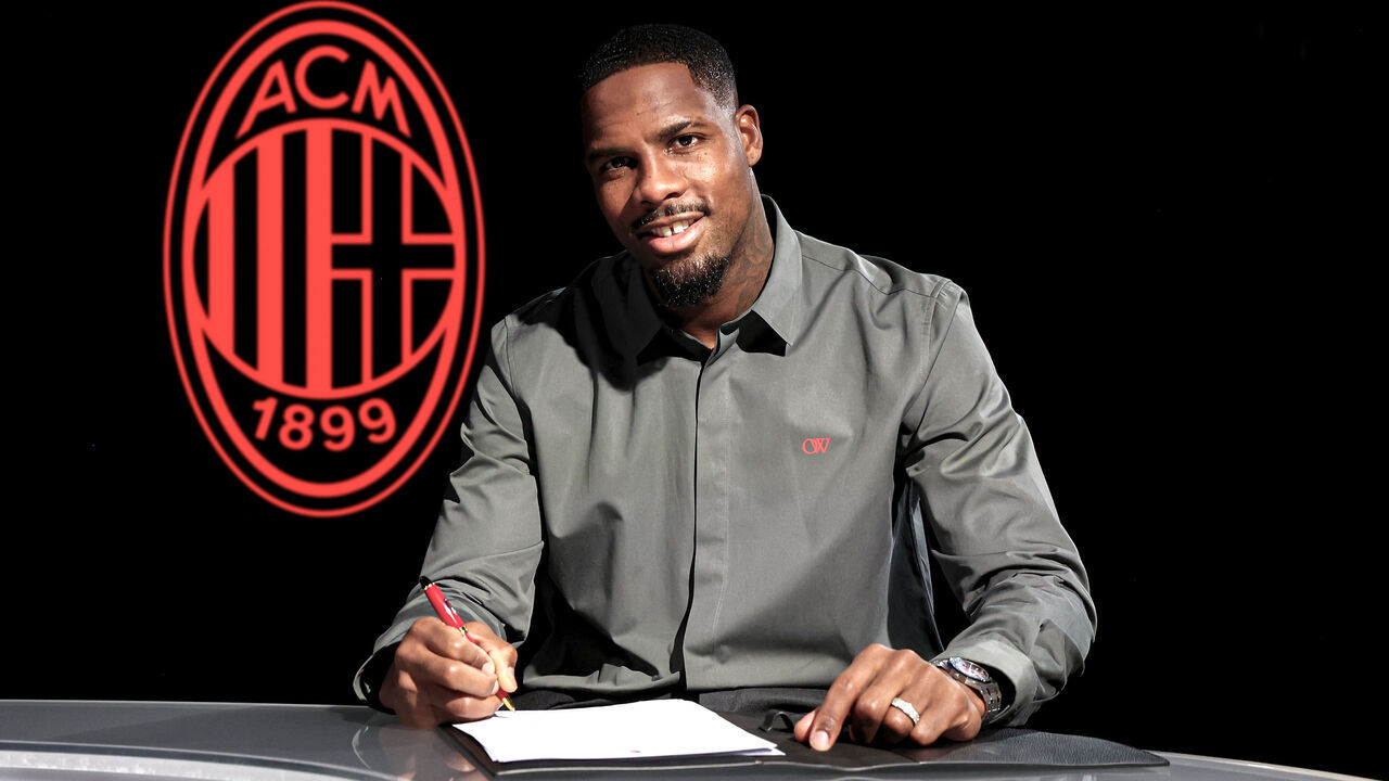 MILAN, ITALY - JANUARY 31: Mike Maignan of AC Milan extends his contract with the club at Casa Milan on January 31, 2026 in Milan, Italy.