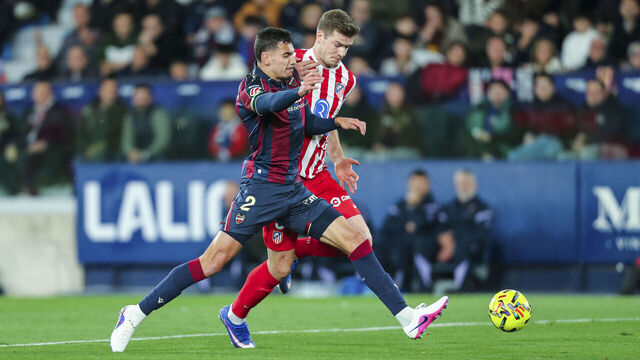 VALENCIA, SPAIN - JANUARY 31: Matias Moreno of Levante UD in action during the Spanish league, LaLiga EA Sports, football match played between Levante UD and Atletico de Madrid at Ciutat de Valencia stadium on January 31, 2026, in Valencia, Spain.