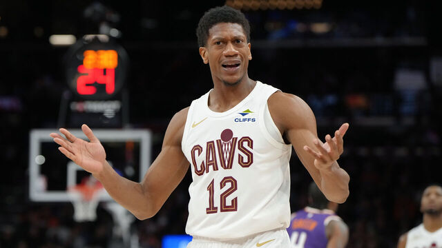 PHOENIX, ARIZONA - JANUARY 30: De'Andre Hunter #12 of the Cleveland Cavaliers reacts during the second half of the NBA game against the Phoenix Suns at Mortgage Matchup Center on January 30, 2026 in Phoenix, Arizona.