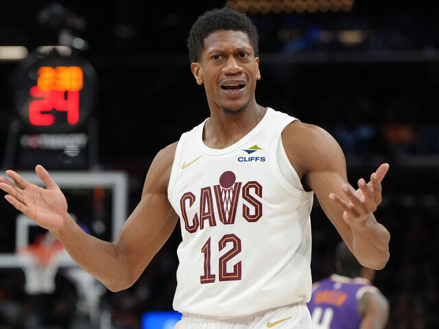PHOENIX, ARIZONA - JANUARY 30: De'Andre Hunter #12 of the Cleveland Cavaliers reacts during the second half of the NBA game against the Phoenix Suns at Mortgage Matchup Center on January 30, 2026 in Phoenix, Arizona.