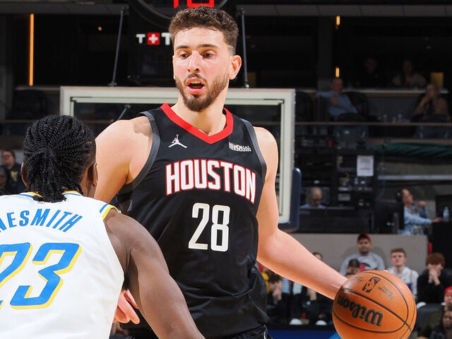 INDIANAPOLIS, IN - FEBRUARY 2: Alperen Sengun #28 of the Houston Rockets handles the ball during the game against the Indiana Pacers on February 2, 2026 at Gainbridge Fieldhouse in Indianapolis, Indiana. Mandatory Copyright Notice: Copyright 2026 NBAE