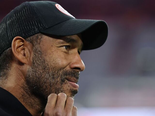 DUESSELDORF, GERMANY - OCTOBER 03: Head coach Daniel Thioune of Fortuna Düsseldorf looks on prior to the 2. Bundesliga match between Fortuna Düsseldorf and 1. FC Nürnberg at Merkur Spiel-Arena on October 03, 2025 in Duesseldorf, Germany.