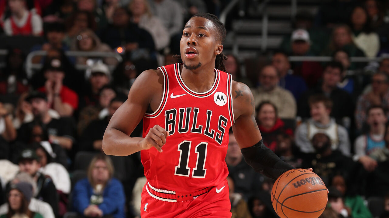 MILWAUKEE, WI - FEBRUARY 3: Ayo Dosunmu #11 of the Chicago Bulls dribbles the ball during the game against the Milwaukee Bucks on February 3, 2026 at Fiserv Forum Center in Milwaukee, Wisconsin. Mandatory Copyright Notice: Copyright 2026 NBAE .