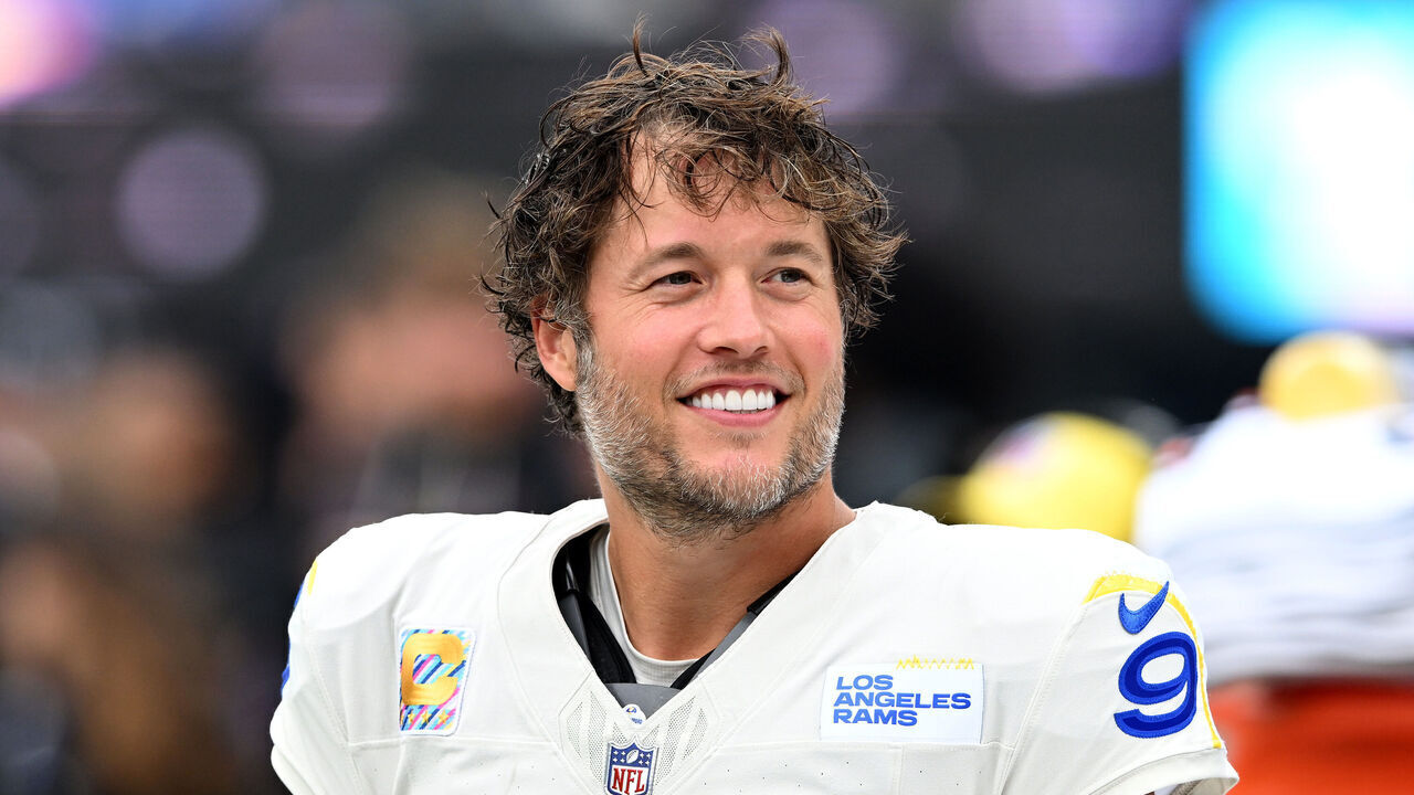 BALTIMORE, MARYLAND - OCTOBER 12: Matthew Stafford #9 of the Los Angeles Rams looks on before the game against the Baltimore Ravens at M&T Bank Stadium on October 12, 2025 in Baltimore, Maryland.