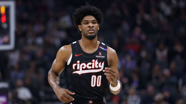 SACRAMENTO, CALIFORNIA - MARCH 27: Scoot Henderson #00 of the Portland Trail Blazers looks on in the first quarter against the Sacramento Kings at Golden 1 Center on March 27, 2025 in Sacramento, California.