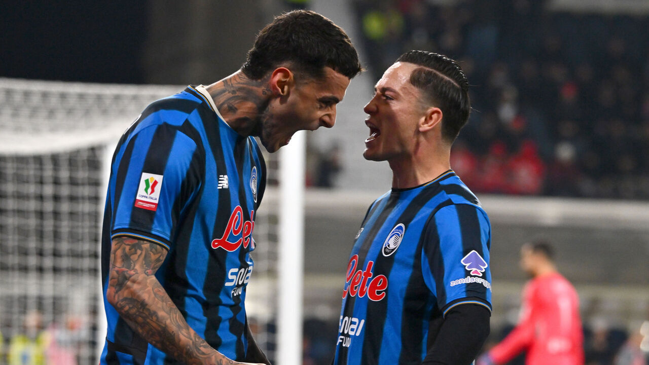 BERGAMO, ITALY - FEBRUARY 05: Gianluca Scamacca of Atalanta BC celebrates after scoring the 1-0 penalty during the Coppa Italia match between Atalanta BC and Juventus FC at New Balance Arena on February 05, 2026 in Bergamo, Italy.