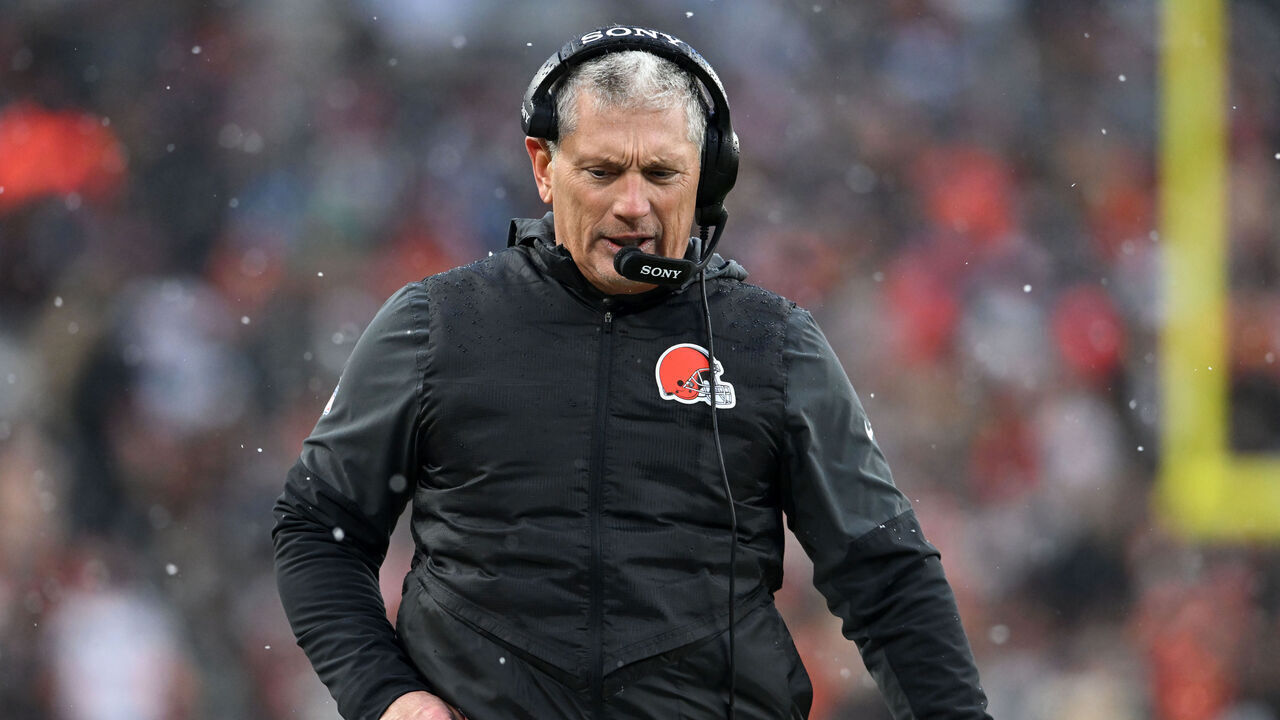 CLEVELAND, OHIO - DECEMBER 07: Defensive coordinator Jim Schwartz of the Cleveland Browns looks on during the third quarter against the Tennessee Titans at Huntington Bank Field on December 07, 2025 in Cleveland, Ohio.