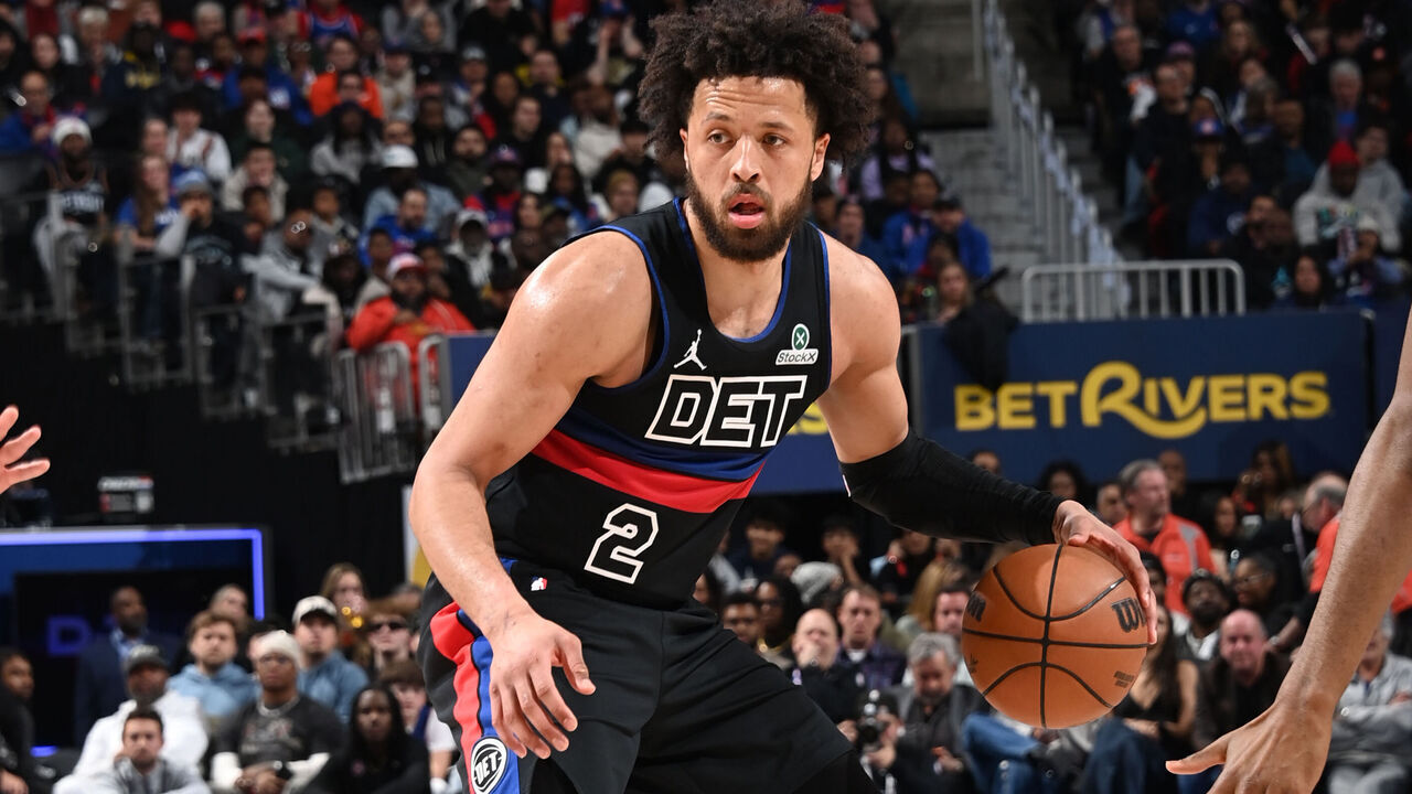 DETROIT, MI - FEBRUARY 6: Cade Cunningham #2 of the Detroit Pistons looks to pass the ball during the game against the New York Knicks on February 6, 2026 at Little Caesars Arena in Detroit, Michigan. NOTE TO USER: User expressly acknowledges and agrees that, by downloading and/or using this photograph, User is consenting to the terms and conditions of the Getty Images License Agreement. Mandatory Copyright Notice: Copyright 2026 NBAE