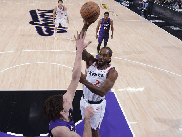 SACRAMENTO, CA - FEBRUARY 6: Kawhi Leonard #2 of the LA Clippers shoots the ball during the game against the Sacramento Kings on February 2, 2026 at Golden 1 Center in Sacramento, California. Mandatory Copyright Notice: Copyright 2026 NBAE