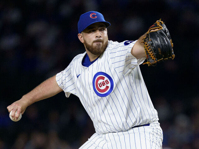 CHICAGO, ILLINOIS - SEPTEMBER 24: Aaron Civale #38 of the Chicago Cubs pitches in a game against the New York Mets at Wrigley Field on September 24, 2025 in Chicago, Illinois.