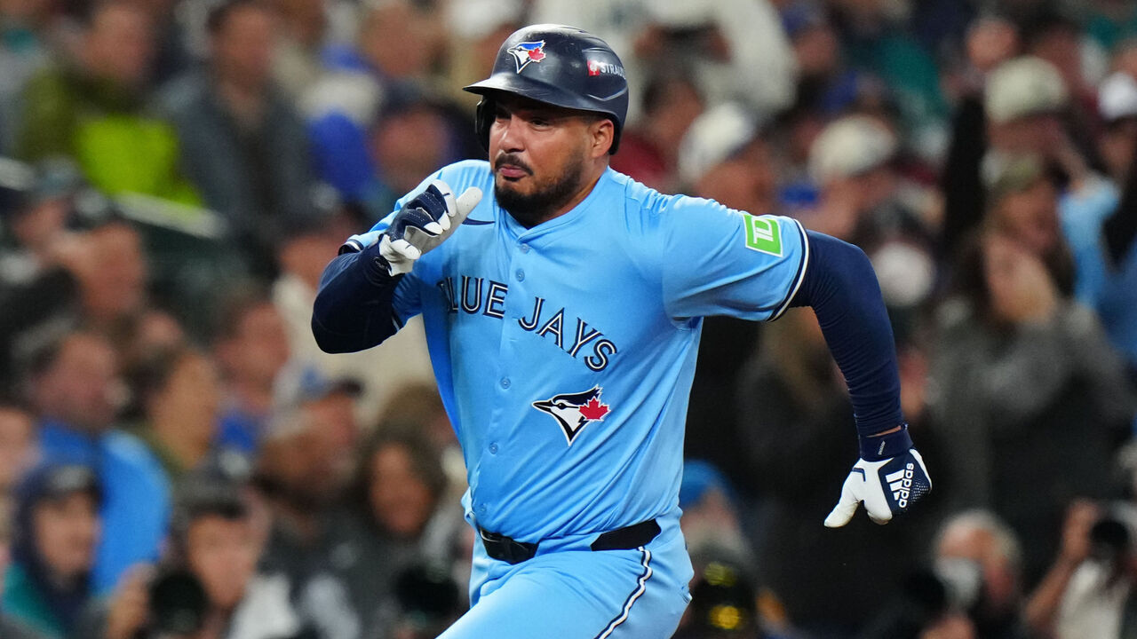 SEATTLE, WA - OCTOBER 15: Anthony Santander #25 of the Toronto Blue Jays runs home to score in the fifth inning during Game Three of the American League Championship Series presented by loanDepot between the Toronto Blue Jays and the Seattle Mariners at T-Mobile Park on Wednesday, October 15, 2025 in Seattle, Washington.