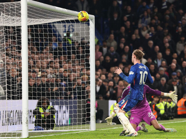 LONDON, ENGLAND - FEBRUARY 10: Cole Palmer of Chelsea misses a chance at an open goal during the Premier League match between Chelsea and Leeds United at Stamford Bridge on February 10, 2026 in London, England.