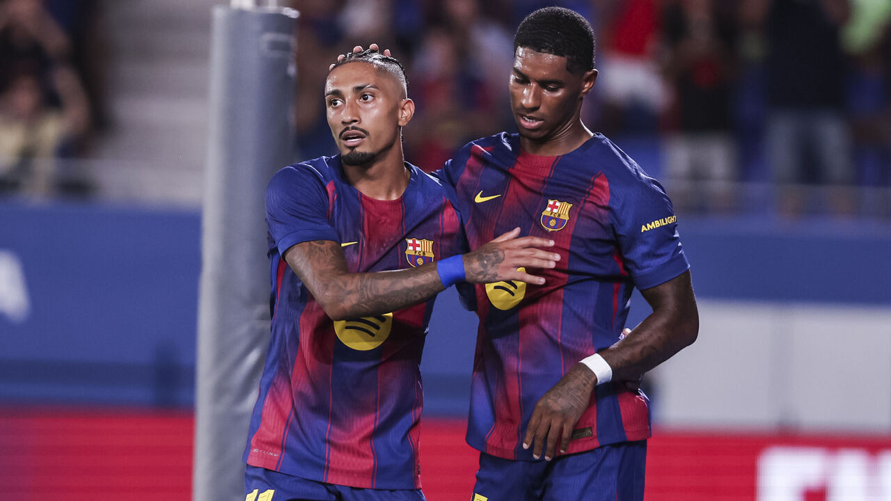 SANT JOAN DESPI, SPAIN - AUGUST 10: Raphinha Dias Belloli of FC Barcelona celebrates a goal with Markus Rashford during the Joan Gamper Trophy, football match played between FC Barcelona and Como 1907 at Johan Cruyff Stadium on August 10, 2025 in Sant Joan Despi, Spain.