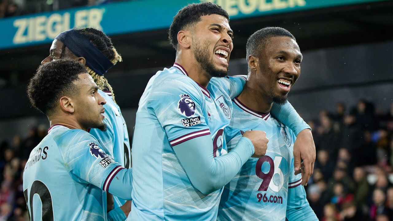 LONDON, ENGLAND - FEBRUARY 11: Jaidon Anthony of Burnley celebrates goal with Josh Laurent of Burnley during the Premier League match between Crystal Palace and Burnley at Selhurst Park on February 11, 2026 in London, England.
