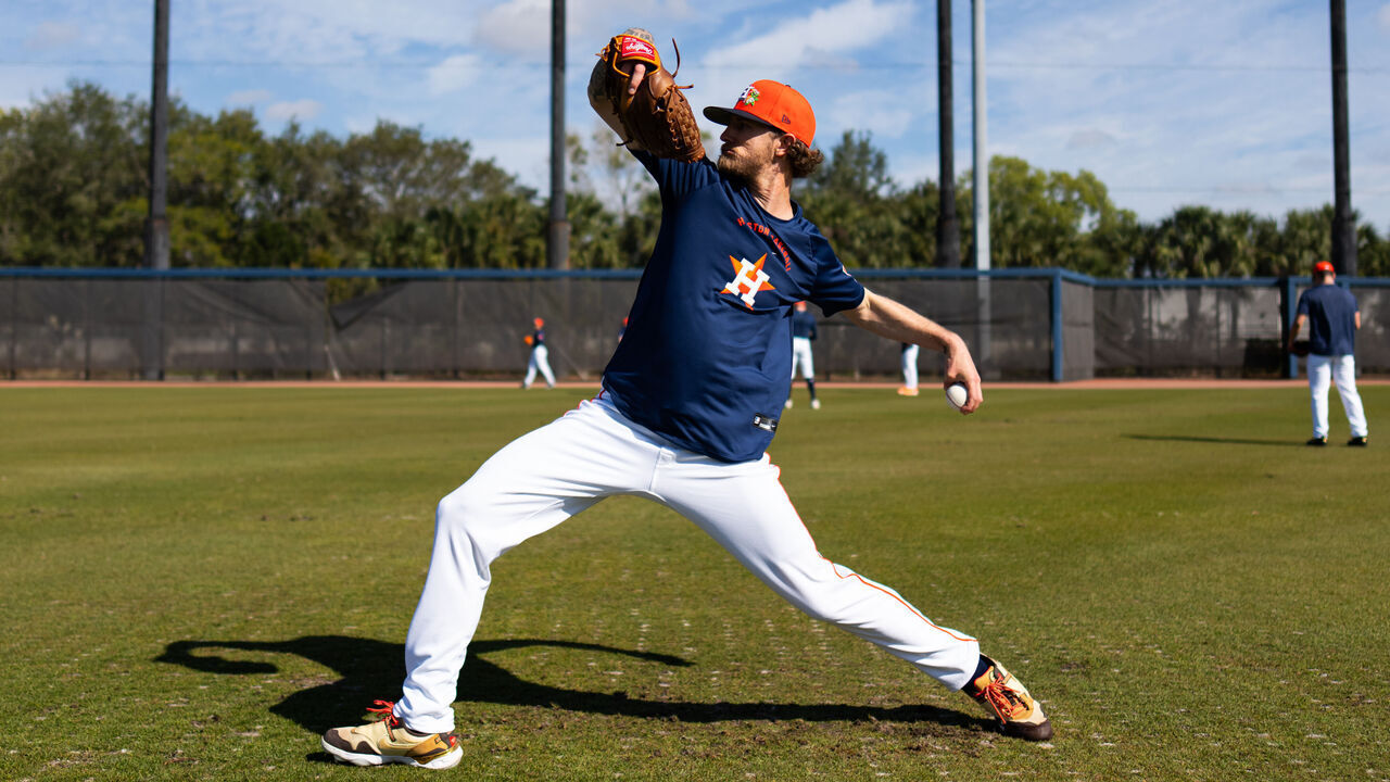 WEST PALM BEACH, FLORIDA - FEBRUARY 11: Josh Hader #71 of the Houston Astros throws during spring training workouts at CACTI Park of the Palm Beaches on February 11, 2026 in West Palm Beach, Florida.