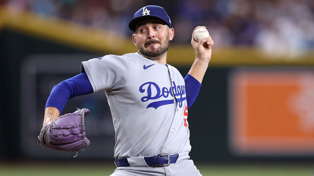 PHOENIX, ARIZONA - SEPTEMBER 23: Relief pitcher Alex Vesia #51 of the Los Angeles Dodgers pitches against the Arizona Diamondbacks during the eighth inning at Chase Field on September 23, 2025 in Phoenix, Arizona. The Diamondbacks defeated the Dodgers 5-4.