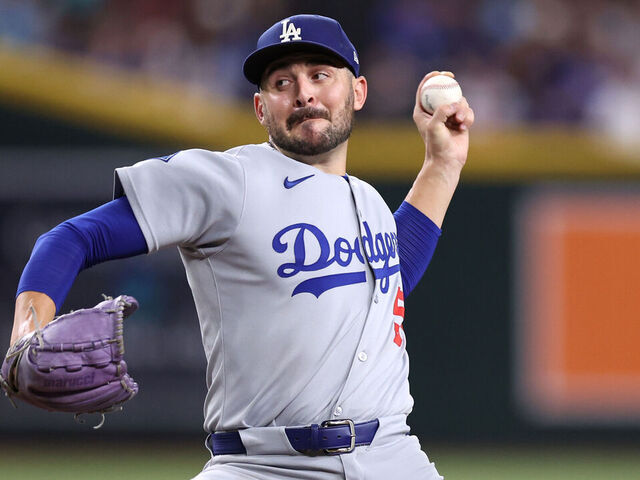 PHOENIX, ARIZONA - SEPTEMBER 23: Relief pitcher Alex Vesia #51 of the Los Angeles Dodgers pitches against the Arizona Diamondbacks during the eighth inning at Chase Field on September 23, 2025 in Phoenix, Arizona. The Diamondbacks defeated the Dodgers 5-4.