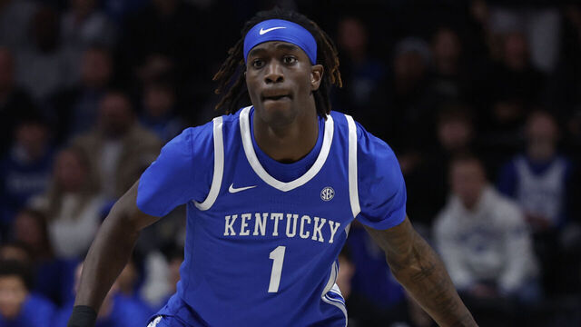 NASHVILLE, TN - JANUARY 27: Kentucky Wildcats guard Denzel Aberdeen (1) makes a move during a game between the Vanderbilt Commodores and Kentucky Wildcats, January 27, 2026, at Memorial Gymnasium in Nashville, Tennessee.