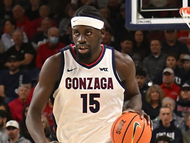 SPOKANE, WASHINGTON - JANUARY 8: Graham Ike #15 of the Gonzaga Bulldogs brings the ball up court during the first half of the game against the Santa Clara Broncos at McCarthey Athletic Center on January 8, 2026 in Spokane, Washington.