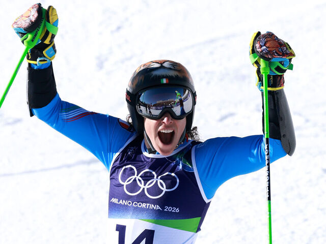 Italy's Brignone wins another gold as Shiffrin finishes 11th in giant slalom | theScore.com