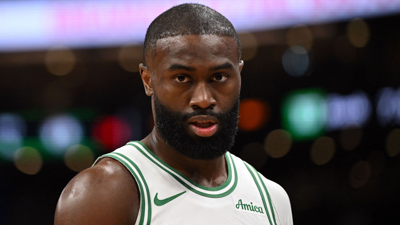 BOSTON, MASSACHUSETTS - FEBRUARY 11: Jaylen Brown #7 of the Boston Celtics watches a free throw against the Chicago Bulls during the first half at the TD Garden on February 11, 2026 in Boston, Massachusetts.