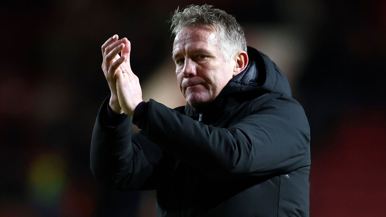 BRISTOL, ENGLAND - FEBRUARY 17: Phil Parkinson, Manager of Wrexham, applauds the fans following the Sky Bet Championship match between Bristol City and Wrexham AFC at Ashton Gate on February 17, 2026 in Bristol, England.