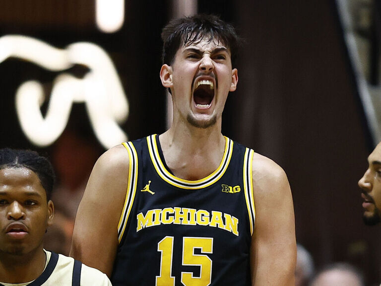 No. 1 Michigan rolls No. 7 Purdue at Mackey Arena