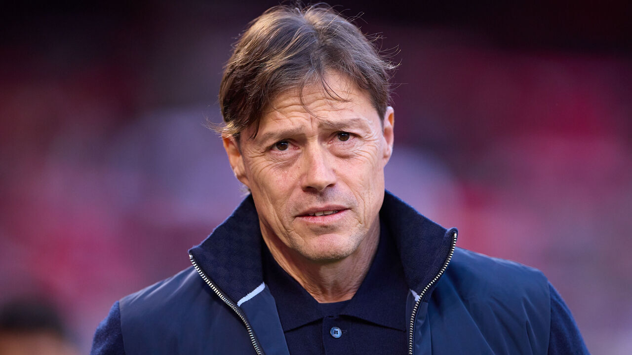 SEVILLE, SPAIN - FEBRUARY 14: Matias Almeyda of Sevilla FC looks on during the LaLiga EA Sports match between Sevilla FC and Deportivo Alaves at Estadio Ramon Sanchez Pizjuan on February 14, 2026 in Seville, Spain.