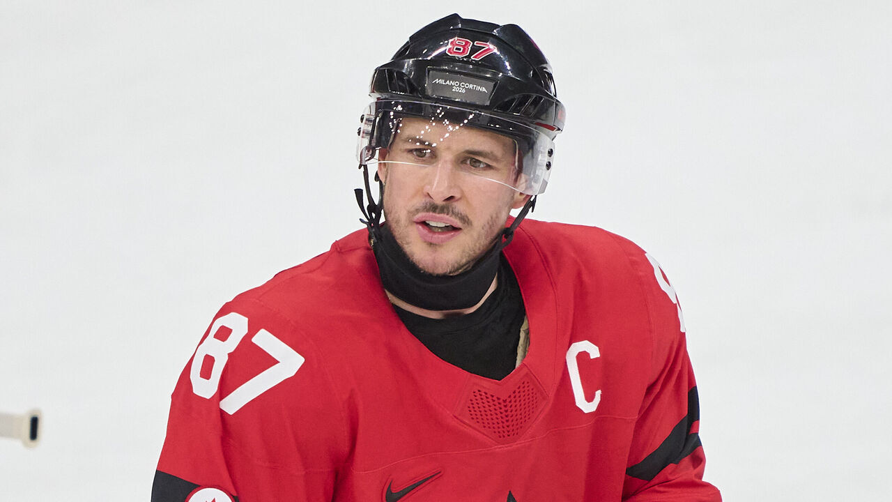 MILAN, ITALY - FEBRUARY 15: Sidney Crosby of Canada reacts during the Men's Preliminary Round Group A match between Canada and France on day nine of the Milano Cortina 2026 Winter Olympic games at Milano Santagiulia Ice Hockey Arena on February 15, 2026 in Milan, Italy.