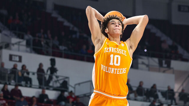 STARKVILLE, MISSISSIPPI - FEBRUARY 11: Nate Ament #10 of the Tennessee Volunteers dunks the ball against the Mississippi State Bulldogs during the first half at Humphrey Coliseum on February 11, 2026 in Starkville, Mississippi.