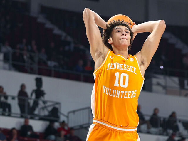STARKVILLE, MISSISSIPPI - FEBRUARY 11: Nate Ament #10 of the Tennessee Volunteers dunks the ball against the Mississippi State Bulldogs during the first half at Humphrey Coliseum on February 11, 2026 in Starkville, Mississippi.