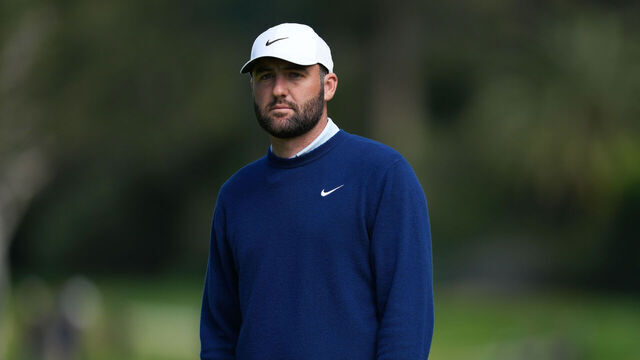 PACIFIC PALISADES, CALIFORNIA - FEBRUARY 20: Scottie Scheffler plays the 12th green during the second round of The Genesis Invitational at The Riviera Country Club on February 20, 2026 in Pacific Palisades, California.