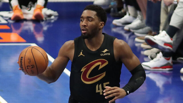CHARLOTTE, NC - FEBRUARY 20: Donovan Mitchell #45 of the Cleveland Cavaliers dribbles the ball during the game. against the Charlotte Hornets on February 20, 2026 at Spectrum Center in Charlotte, North Carolina. Mandatory Copyright Notice: Copyright 2026 NBAE