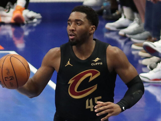 CHARLOTTE, NC - FEBRUARY 20: Donovan Mitchell #45 of the Cleveland Cavaliers dribbles the ball during the game. against the Charlotte Hornets on February 20, 2026 at Spectrum Center in Charlotte, North Carolina. Mandatory Copyright Notice: Copyright 2026 NBAE