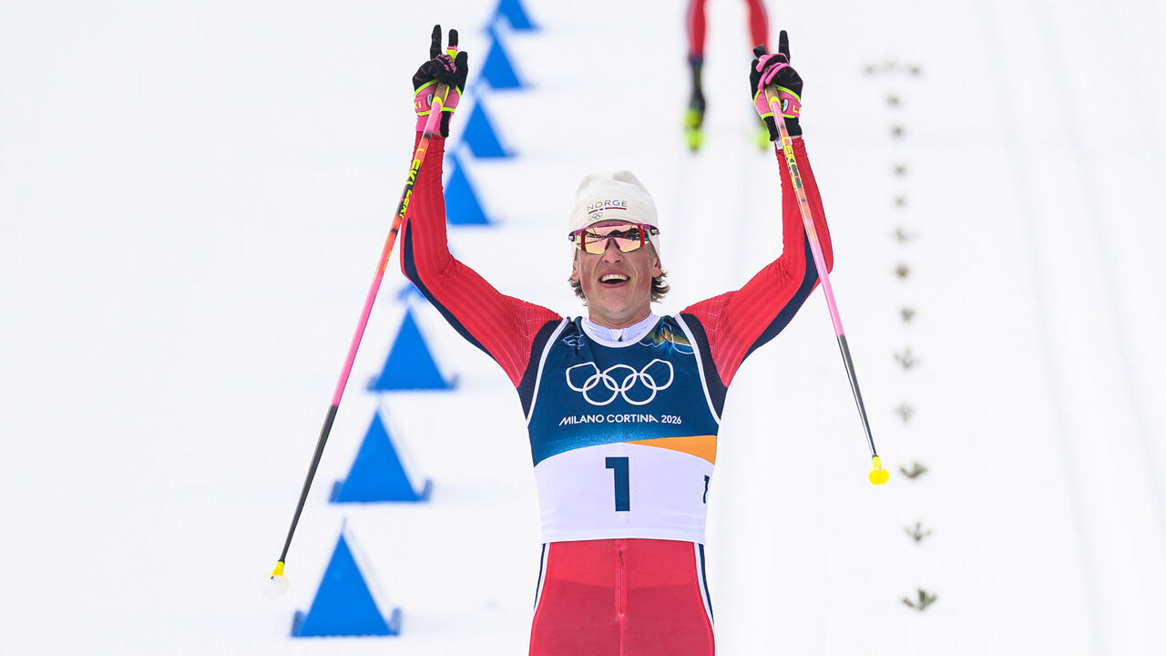 VAL DI FIEMME, ITALY - FEBRUARY 21: Johannes Hoesflot Klaebo of Team Norway celebrates in the finish during the Men's 50km Mass Start Classic on day fifteen of the Milano Cortina 2026 Winter Olympic Games at Tesero Cross-Country Skiing Stadium on February 21, 2026 in Val di Fiemme, Italy.
