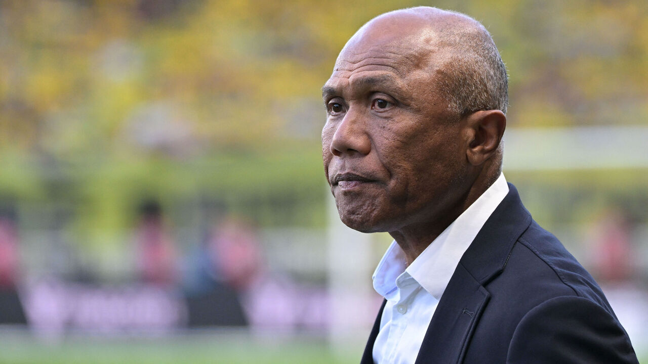 Nantes' French head coach Antoine Kombouare looks on prior to the French L1 football match between FC Nantes and Montpellier Herault SC at the Stade de la BeaujoireLouis Fonteneau in Nantes, western France on May 17, 2025.