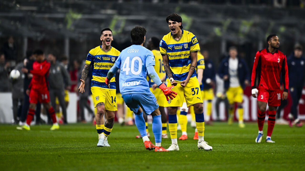 MILAN, ITALY - FEBRUARY 22: Mariano Troilo of Parma Calcio, /Edoardo Corvi of Parma Calcio, Emanuele Valeri of Parma Calcio during the Serie A match between AC Milan and Parma Calcio 1913 at Giuseppe Meazza Stadium on February 22, 2026 in Milan, Italy.