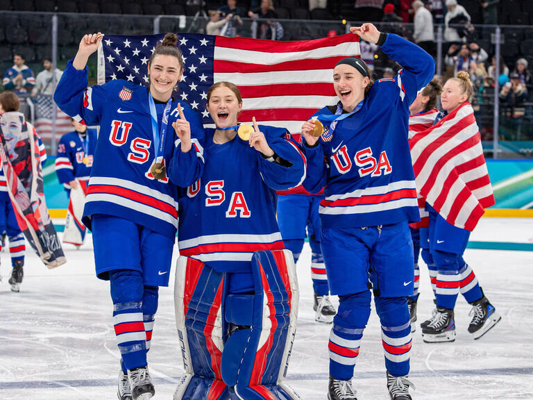 U.S. women's hockey team declines Trump's invitation to Stat...