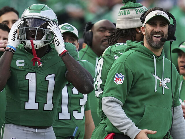 PHILADELPHIA, PENNSYLVANIA - DECEMBER 29: A.J. Brown #11 of the Philadelphia Eagles and head coach Nick Sirianni react against the Dallas Cowboys at Lincoln Financial Field on December 29, 2024 in Philadelphia, Pennsylvania.