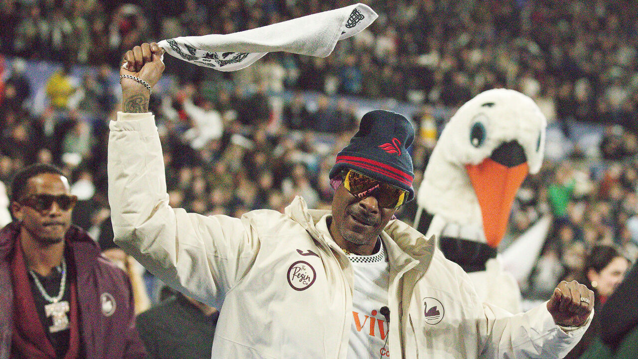 SWANSEA, WALES - FEBRUARY 24: Swansea City AFC club co-owner Snoop Dogg walks around the pitch prior to the Sky Bet Championship match between Swansea City and Preston North End at the Swansea.com Stadium on February 24, 2026 in Swansea, Wales.