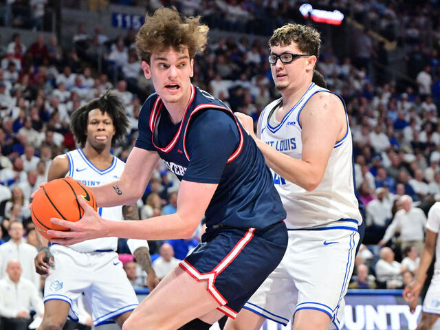 ST. LOUIS, MO - JANUARY 30: Dayton Flyers forward Amael L'Etang (29) looks to pass the b all as Saint Louis center Robbie Avila (21) defends during an Atlantic Ten Conference basketball game between the Dayton Flyers and the Saint Louis Billikens, on Jan. 30, 2026, at Chaifetz Arena in St. Louis, MO.