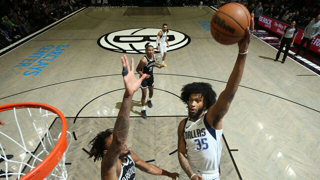 BROOKLYN, NY - FEBRUARY 24: Marvin Bagley III #35 of the Dallas Mavericks drives to the basket during the game against the Brooklyn Nets on February 24, 2026 at Barclays Center in Brooklyn, New York. Mandatory Copyright Notice: Copyright 2026 NBAE