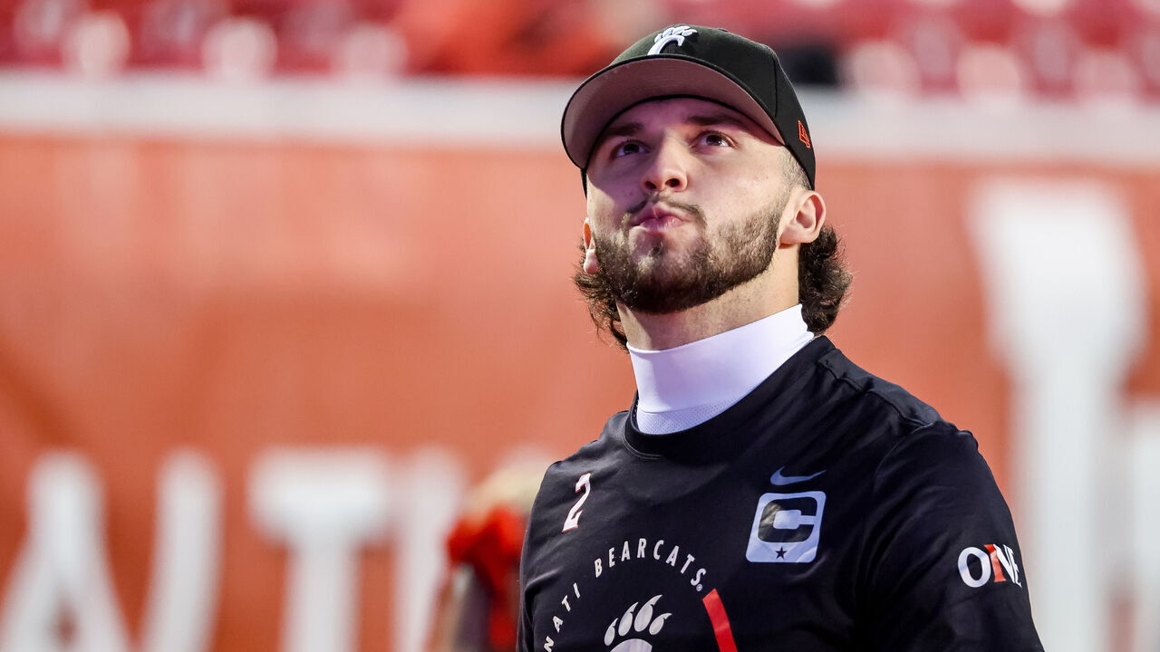 SALT LAKE CITY, UT - NOVEMBER 1: Brendan Sorsby #2 of the Cincinnati Bearcats looks on before the game between Cincinnati Bearcats and Utah Utes at Rice-Eccles Stadium on November 1, 2025, in Salt Lake City, UT.