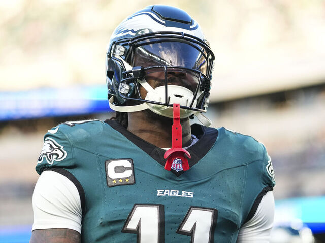 Report: Patriots feel asking price for Brown too high | theScore.com